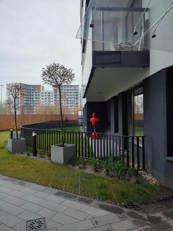 Mini Apartamenty Deluxe Metro Park Krzemieniecka Warschau Exterior foto